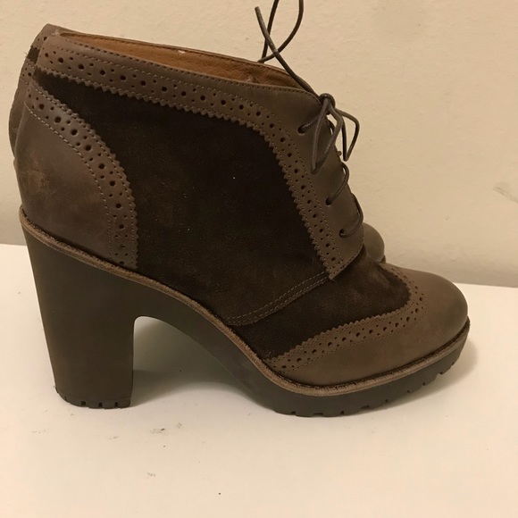 Sperry Shoes - Sperry leather ankle boots size 8.5